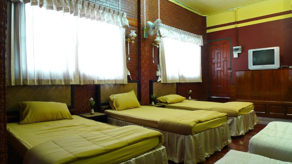 Hotel Baan Kaewta Chiang Mai Zimmer foto